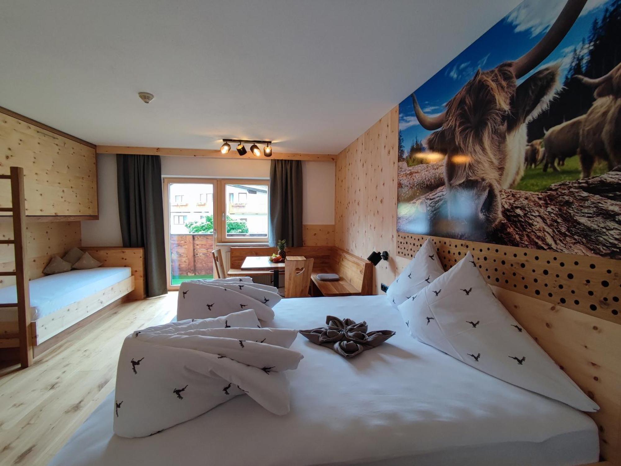 Apart Hotel Ideal Ladis Exterior photo